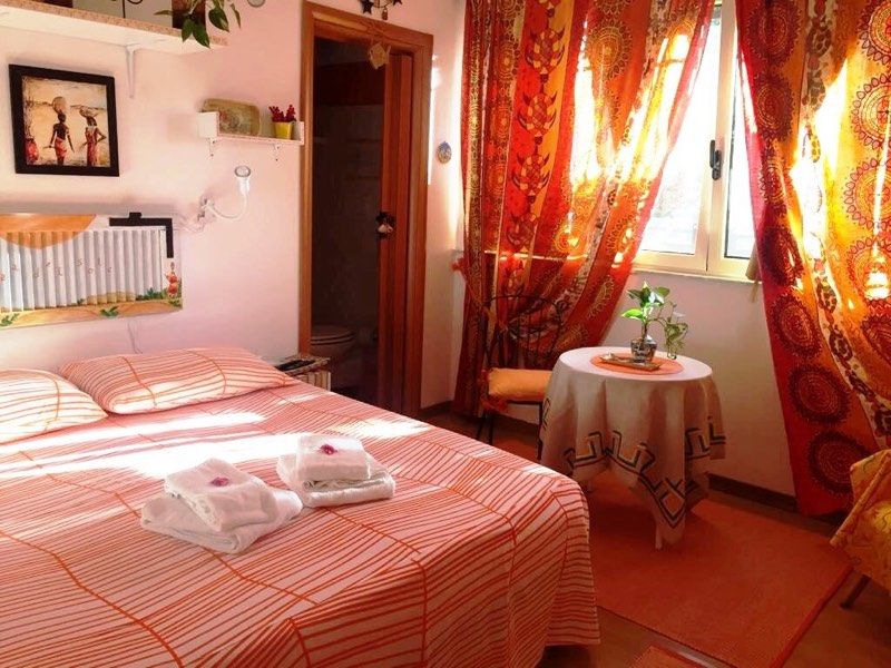 Camera Sole B&B